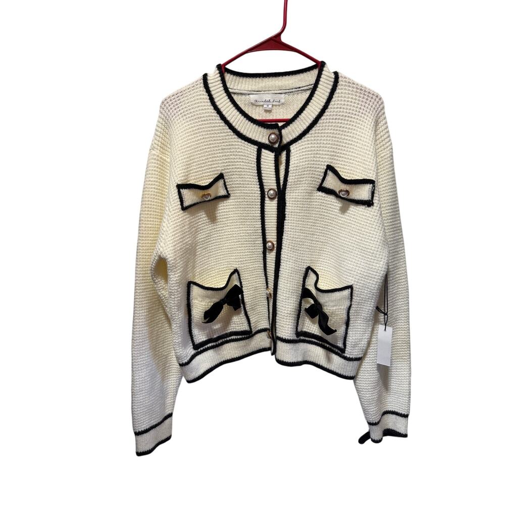 NWT Threaded Leaf Lady Cardigan W/Black Velvet Bows & Gold Pearl Buttons Size M